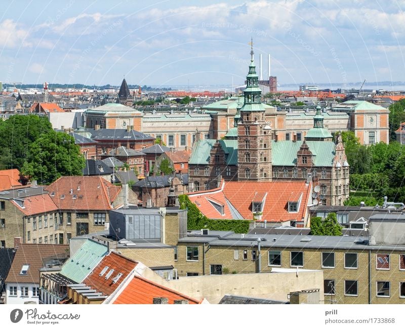 Copenhagen in Denmark Kultur Stadt Hauptstadt Turm Bauwerk Gebäude Architektur oben Tradition Kopenhagen Dänemark erhöhter blickwinkel Europa Skandinavien reise