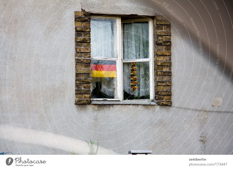 Strandburg Deutschland Deutsche Flagge Fahne Nationalitäten u. Ethnien Wahrzeichen Stolz stolz wie ein spanier nationalbewusstsein nationalismus Haus