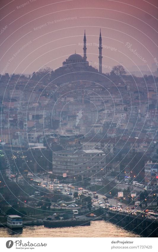 Blick auf Moscheen in Istanbul III Abend blau historisch Hügel Türkei Blaue Moschee Religion & Glaube Europa Minarett Panorama (Aussicht) Sonnenuntergang