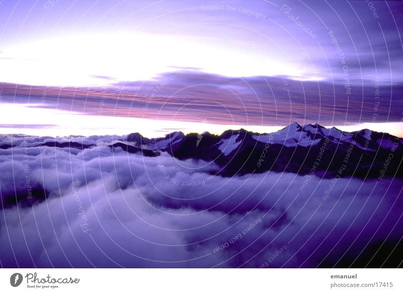 Berge im Licht Wolken Naturphänomene Berge u. Gebirge