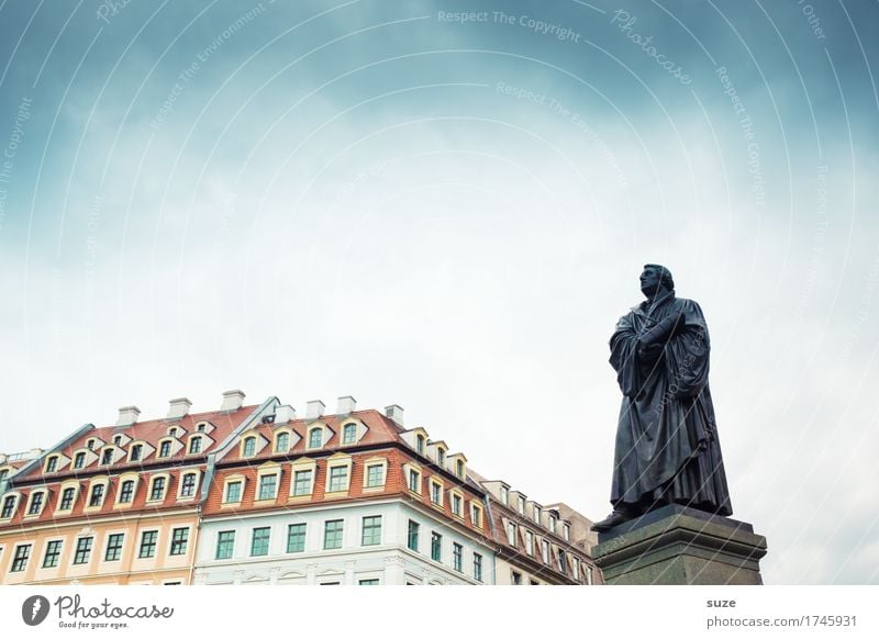 500 Jahre Reformation Tourismus Städtereise Haus Skulptur Kultur Himmel Stadt Stadtzentrum Platz Marktplatz Architektur Sehenswürdigkeit Wahrzeichen Denkmal