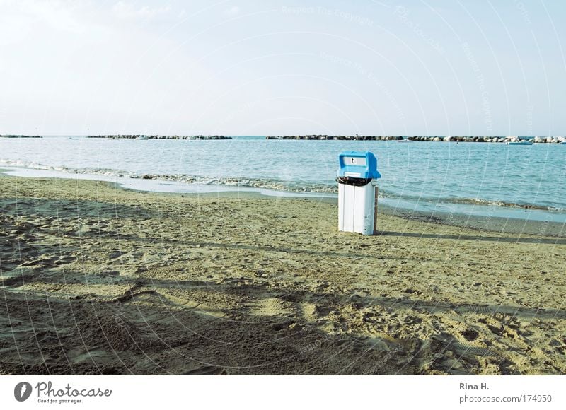 Ordnung muss sein Farbfoto Außenaufnahme Textfreiraum oben Textfreiraum unten Abend Schatten Sonnenlicht Umwelt Natur Landschaft Sand Wasser Küste Strand