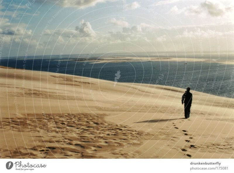 Dune de Pyla Farbfoto Außenaufnahme Textfreiraum links Tag Schatten Sonnenlicht Ferien & Urlaub & Reisen Ausflug Ferne Freiheit Sommer Meer Wellen Mensch