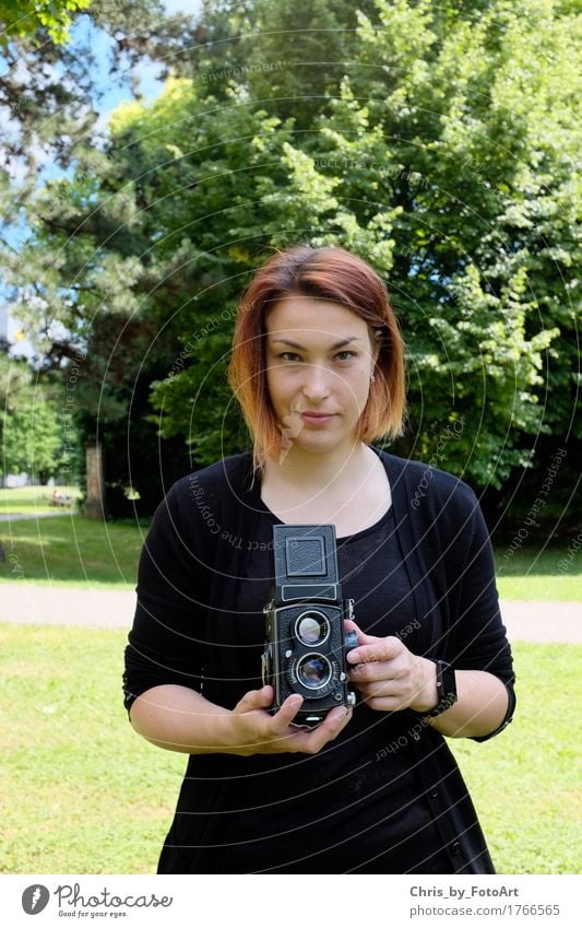 chris_by_fotoart Fotografie Fotografieren Fotokamera Junge Frau Jugendliche Erwachsene 1 Mensch 18-30 Jahre Kunst Filmindustrie Video Landkreis Esslingen Park