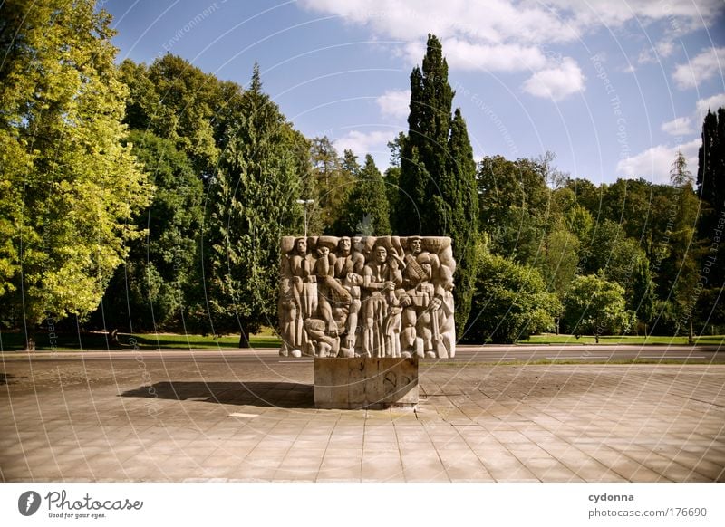 Gute Vorsätze Farbfoto Außenaufnahme Detailaufnahme Menschenleer Textfreiraum unten Tag Schatten Kontrast Sonnenlicht Zentralperspektive Natur Landschaft Park