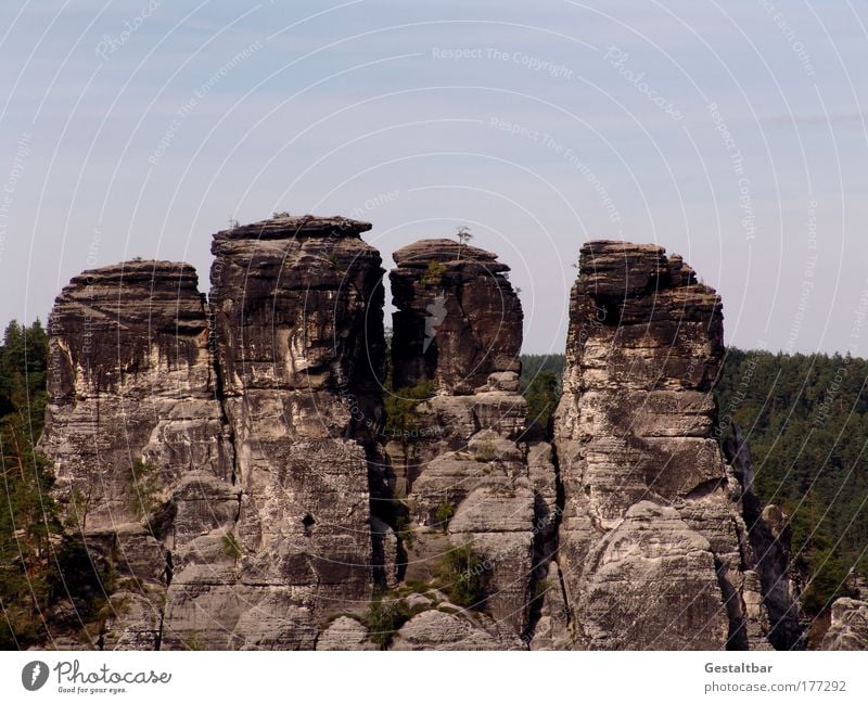 Die unglaublichen Vier Farbfoto Außenaufnahme Menschenleer Silhouette Sonnenlicht Totale Klettern Bergsteigen Künstler Maler Skulptur Umwelt Natur Landschaft