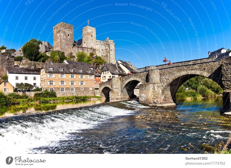 Schloss und Dorf Runkel an der Lahn Ferien & Urlaub & Reisen Tourismus Sommerurlaub Museum Burg oder Schloss Natur Wasser Berge u. Gebirge Flussufer Flußwehr