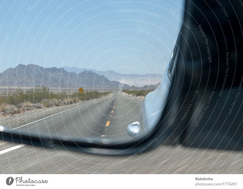 rearviewmirror Ferien & Urlaub & Reisen Ausflug Abenteuer Freiheit Sommer Landschaft Himmel Schönes Wetter Berge u. Gebirge Wüste Arizona USA Straßenverkehr