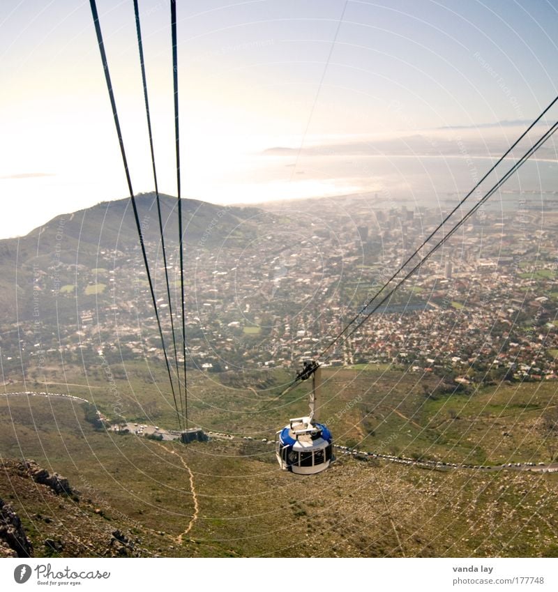 Tafelberg Farbfoto Außenaufnahme Menschenleer Textfreiraum links Textfreiraum rechts Textfreiraum oben Textfreiraum unten Textfreiraum Mitte Tag Abend Dämmerung