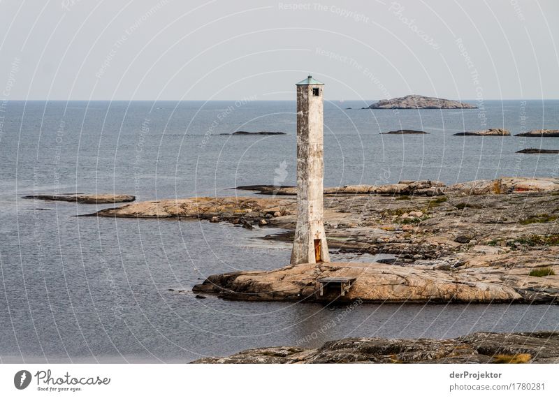 Historischer Leuchtturm auf den Schären Ferien & Urlaub & Reisen Tourismus Ausflug Abenteuer Ferne wandern Umwelt Sommer Felsen Wellen Bucht Fjord Ostsee Meer