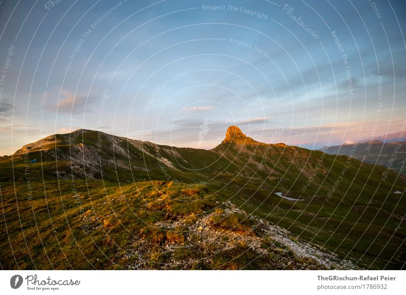 Spitzmeilen Umwelt Natur Landschaft Schönes Wetter blau gelb gold grün Berge u. Gebirge Gipfel Alpen Schweiz Außenaufnahme Gras Lichtspiel Wolken Bergkamm schön