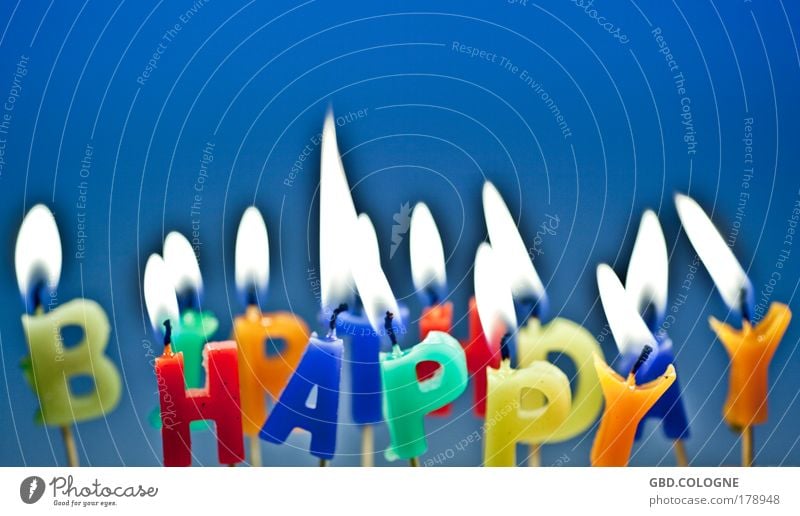 HAPPY BIRTHDAY Kerze heiß blau mehrfarbig Gefühle Stimmung Freude Glück Fröhlichkeit Zufriedenheit Vorfreude Lebensfreude Wunsch Wachs Feuer Glüchwunsch