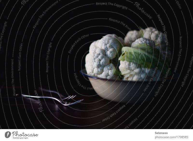 Blumenkohl Lebensmittel Gemüse Kohl Ernährung Essen Abendessen Bioprodukte Vegetarische Ernährung Diät Fasten Besteck Gabel Gesundheit Gesundheitswesen