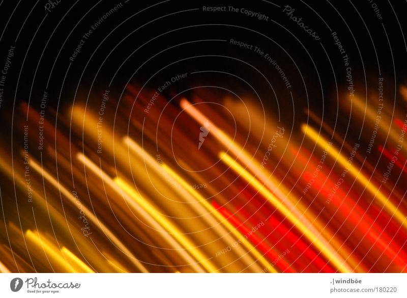 Lichtstachel Farbfoto mehrfarbig Außenaufnahme Experiment abstrakt Muster Strukturen & Formen Menschenleer Kunstlicht Lichterscheinung Langzeitbelichtung