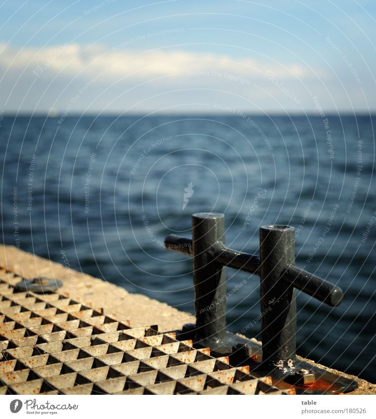 auf und davon Farbfoto Menschenleer Textfreiraum oben Sonnenlicht Ferien & Urlaub & Reisen Ferne Freiheit Meer Wellen Hafen Mole Umwelt Wasser Schönes Wetter