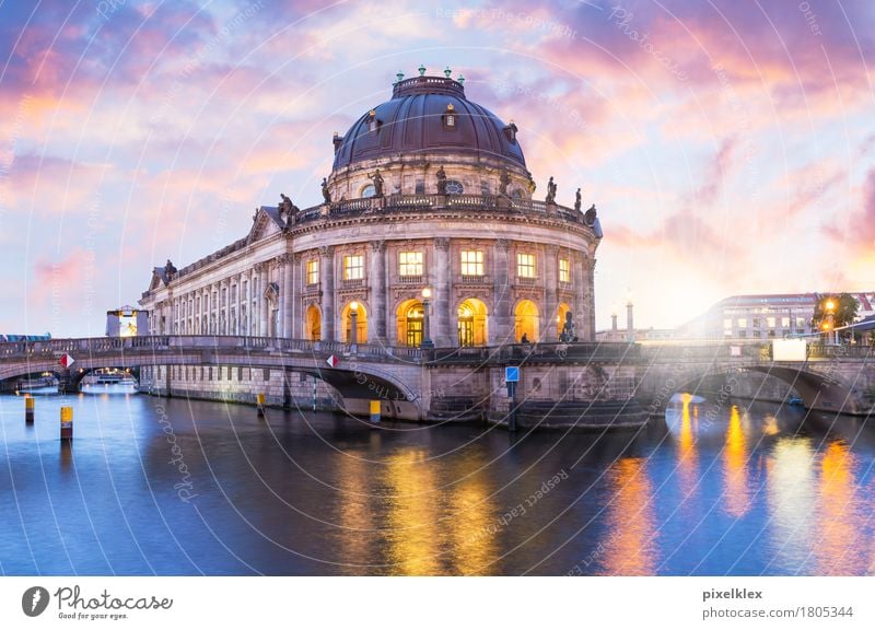 Bode-Museum im Sonnenuntergang Ferien & Urlaub & Reisen Tourismus Sightseeing Städtereise Nachtleben Wasser Sonnenaufgang Flussufer Spree Uferpromenade Berlin