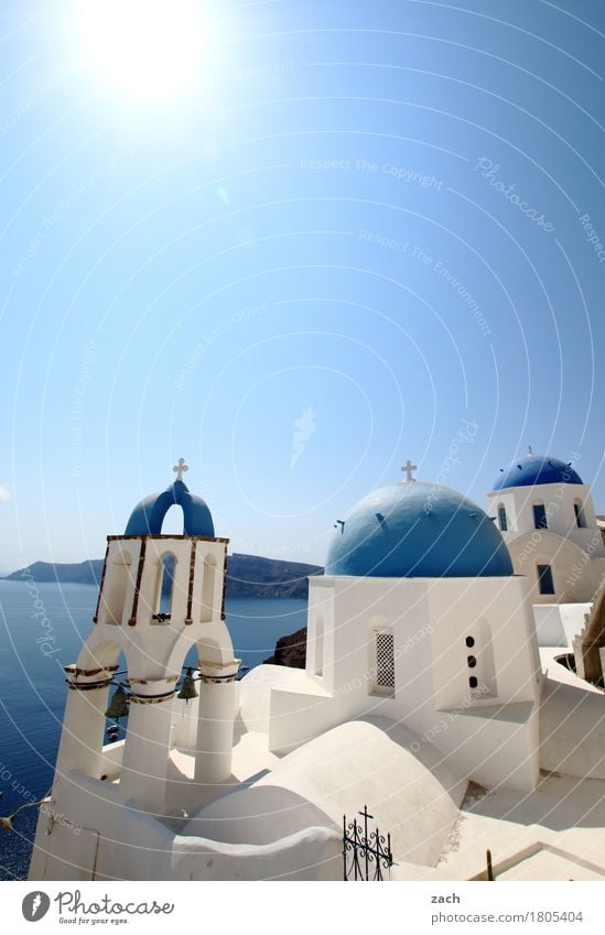 am Rand Ferien & Urlaub & Reisen Natur Wasser Wolkenloser Himmel Schönes Wetter Meer Mittelmeer Ägäis Insel Kykladen Santorin Caldera Oia Griechenland Dorf