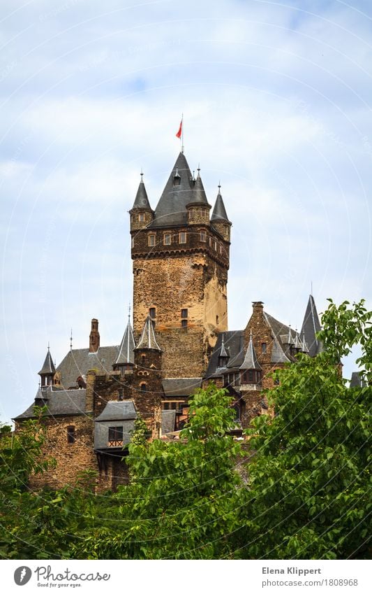 Reichsburg Cochem "Mosel Eifel" Deutschland Europa Kleinstadt Altstadt Burg oder Schloss Bauwerk Gebäude Architektur Sehenswürdigkeit Wahrzeichen Denkmal