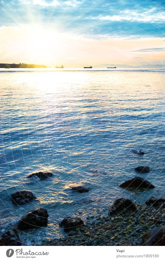 Sonnenuntergang auf dem Meer schön Ferien & Urlaub & Reisen Sommer Strand Natur Landschaft Wasser Himmel Wolken Horizont Sonnenaufgang Sonnenlicht Wetter