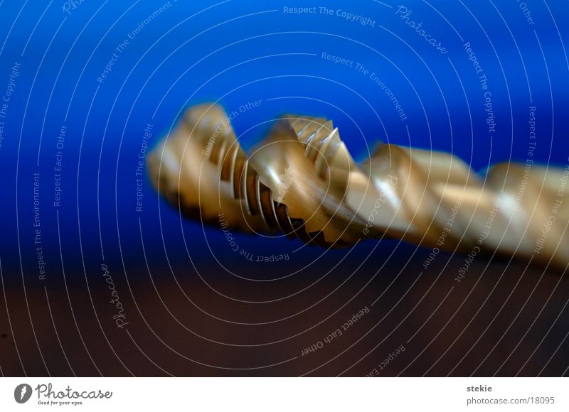 Bohrer drehen Elektrisches Gerät Technik & Technologie Bohrmaschine Bewegung blau gold Metall Fräßen Scharfer Gegenstand