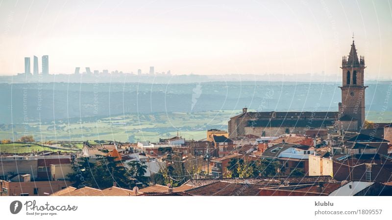 Panoramablick von Colmenar Viejo, klein in Madrid, Spanien Ferien & Urlaub & Reisen Arbeit & Erwerbstätigkeit Büro Business Landschaft Himmel Horizont Dorf