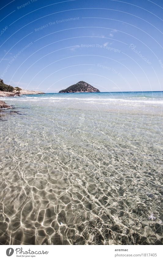 Inselblick Natur Landschaft Wasser Himmel Wolkenloser Himmel Küste Strand Meer Mittelmeeer Thassos Griechenland Erholung Schwimmen & Baden blau Farbfoto