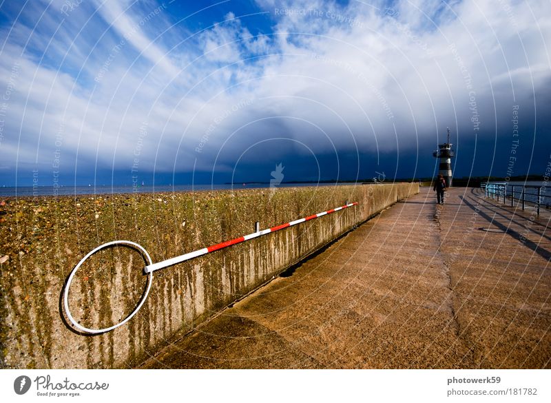 Lighthouse #1 Farbfoto Außenaufnahme Textfreiraum oben Tag Licht Schatten Kontrast Sonnenlicht Starke Tiefenschärfe Totale Panorama (Aussicht) Weitwinkel