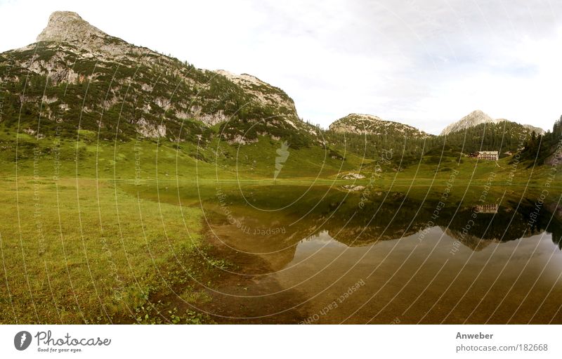 Funtensee und Viehkogel nahe Berchtesgaden Farbfoto mehrfarbig Außenaufnahme Menschenleer Textfreiraum oben Tag Licht Kontrast Silhouette Reflexion & Spiegelung