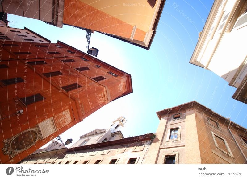 Hausparty Himmel Rom Italien Stadt Hauptstadt Stadtzentrum Altstadt Traumhaus Palast Bauwerk Architektur Mauer Wand Fassade Fenster alt historisch blau Farbfoto