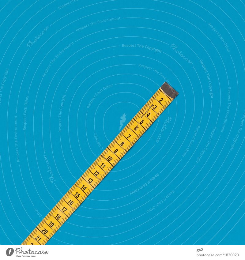 1 - 21 Freizeit & Hobby Handarbeit Maßband Ziffern & Zahlen blau gelb Genauigkeit Präzision Farbfoto Innenaufnahme Studioaufnahme Nahaufnahme Menschenleer
