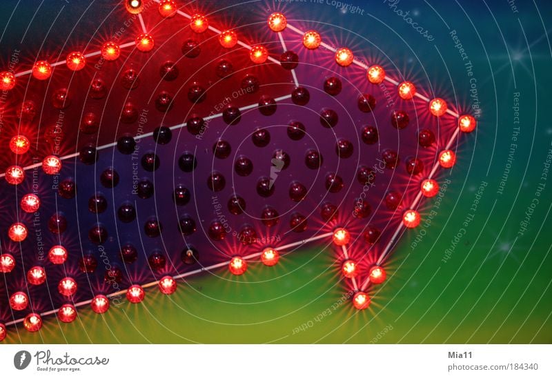Ein Zeichen 2 Farbfoto mehrfarbig Detailaufnahme Muster Textfreiraum rechts Abend Nacht Licht Lichterscheinung Nachtleben Jahrmarkt leuchten Lichtpunkt