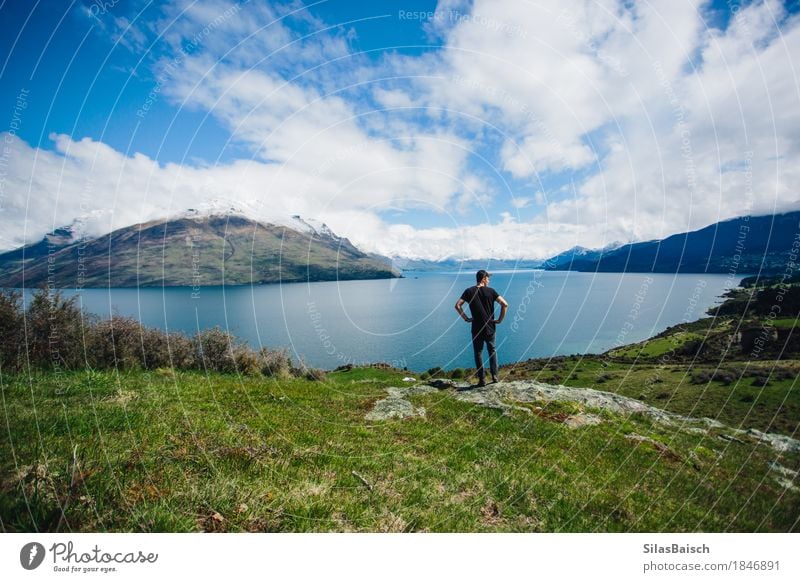 Um Queenstown Freude Ferien & Urlaub & Reisen Ausflug Abenteuer Ferne Freiheit Sommerurlaub Insel wandern Junger Mann Jugendliche Leben 18-30 Jahre Erwachsene