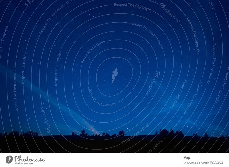 Blauer dunkler nächtlicher Himmel mit vielen Sternen Ferien & Urlaub & Reisen Berge u. Gebirge Tapete Umwelt Natur Landschaft Wolkenloser Himmel Nachthimmel