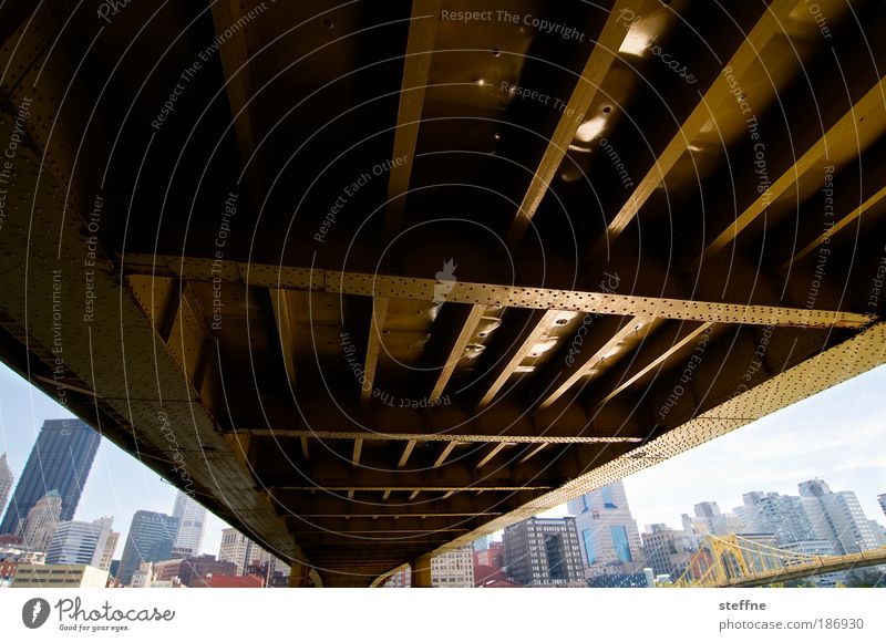 etwas unterbrücken Pittsburgh USA Stadtzentrum Skyline Brücke Farbfoto Außenaufnahme Froschperspektive Panorama (Aussicht) Weitwinkel