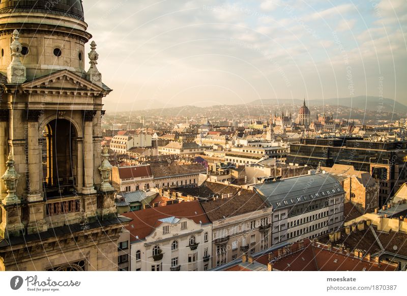 St Stephan Basilika Budapest Stadt Hauptstadt Stadtzentrum Altstadt Skyline bevölkert Haus Kirche Dom Bauwerk Gebäude Architektur Fassade Sehenswürdigkeit