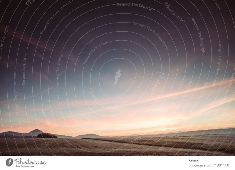 Im Osten geht die Sonne auf. Gleich. harmonisch Wohlgefühl Sinnesorgane Erholung ruhig Abenteuer Ferne Freiheit Umwelt Natur Landschaft Himmel Wolken