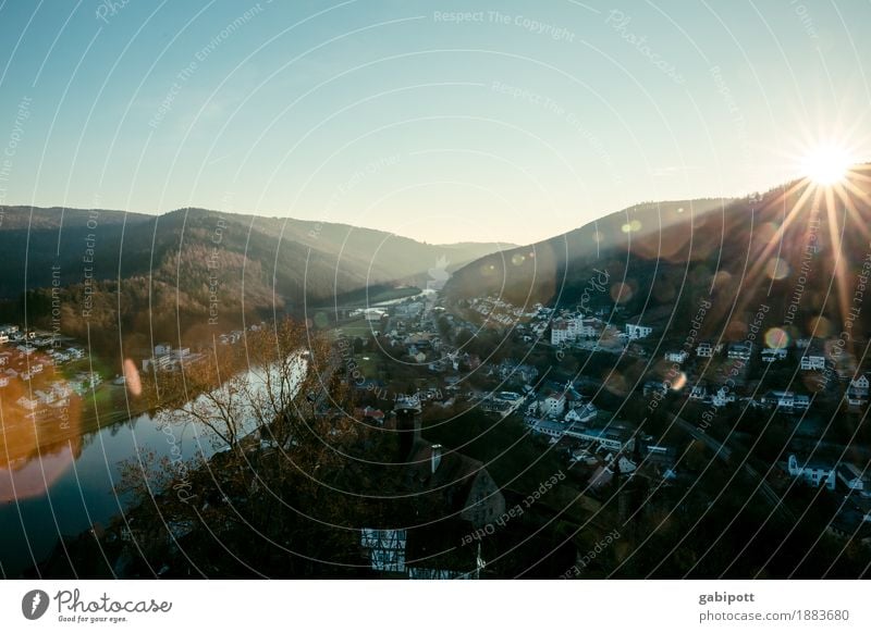 im Fluss sein Tourismus Ausflug Umwelt Natur Landschaft Pflanze Urelemente Wasser Himmel Wolkenloser Himmel Horizont Winter Wetter Schönes Wetter Wald Hügel