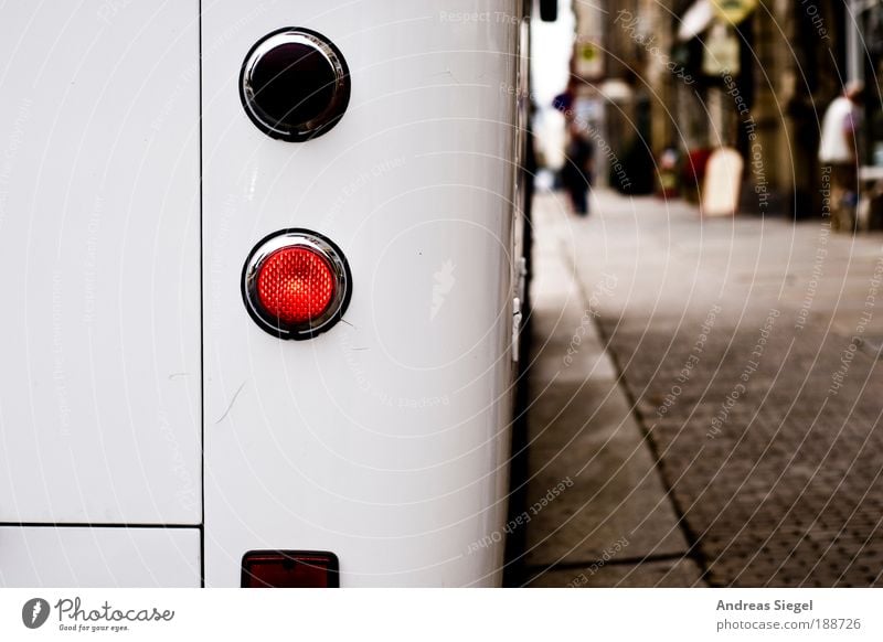 Ankommen/Abfahren Tourismus Ausflug Sightseeing Städtereise Mensch Dresden Neustadt Stadt Fußgängerzone Haus Verkehr Verkehrsmittel Verkehrswege Personenverkehr