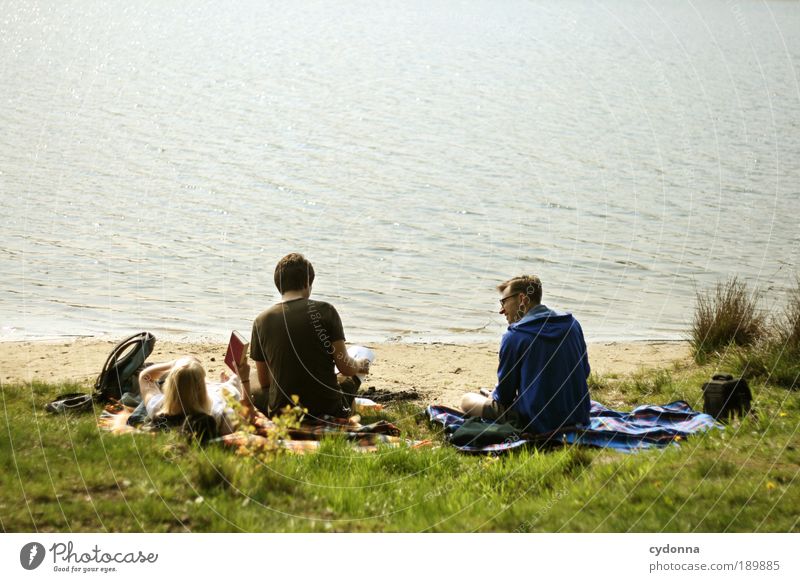 Wird Zeit das es Sommer wird! Lifestyle Zufriedenheit Erholung Freizeit & Hobby Ausflug Ferne Freiheit Mensch Frau Erwachsene Mann Freundschaft Jugendliche