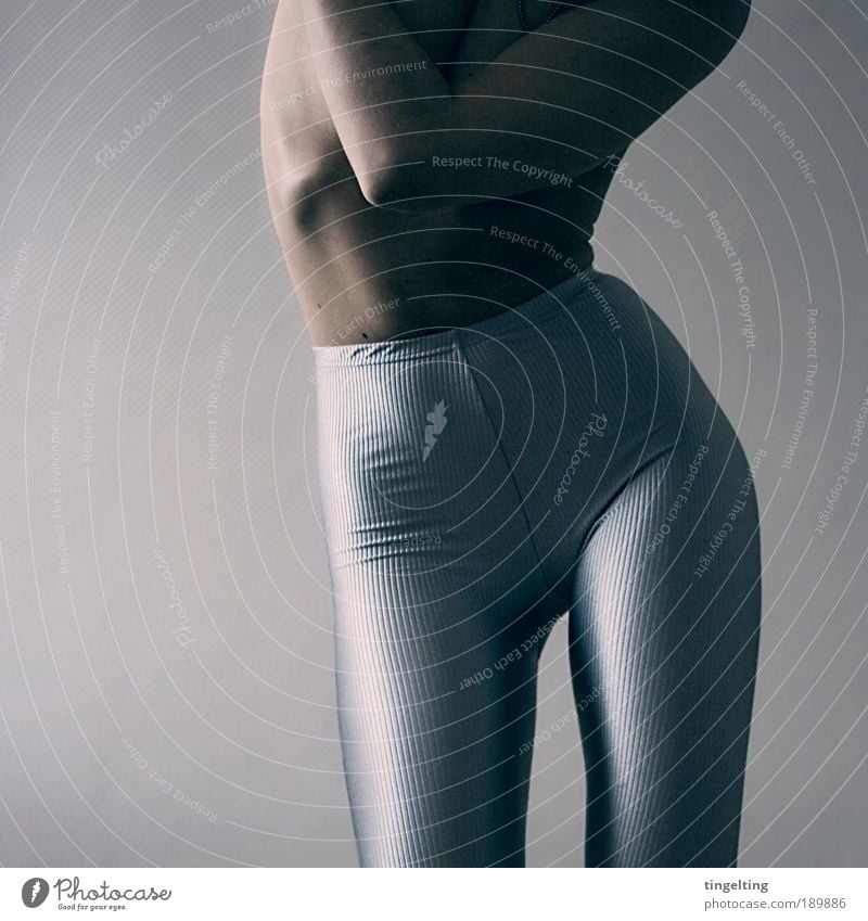 stripy silver Körper Haut feminin Junge Frau Jugendliche Arme Bauch Beine 1 Mensch Leggings Fitness leuchten sportlich Coolness glänzend kalt blau schwarz