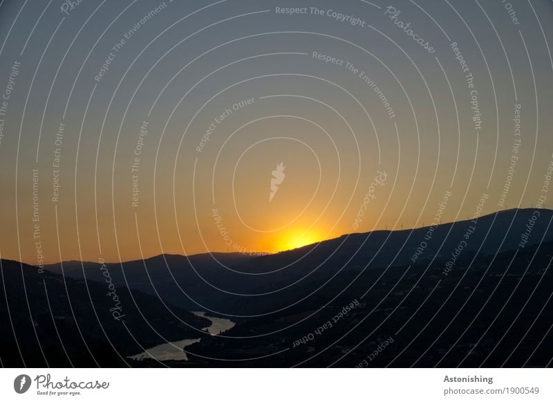 Abend im Dourotal Umwelt Natur Landschaft Pflanze Luft Wasser Himmel Wolkenloser Himmel Horizont Sonnenaufgang Sonnenuntergang Sonnenlicht Sommer Wetter