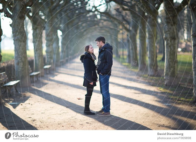 Gesucht und gefunden maskulin feminin Paar Partner 2 Mensch 18-30 Jahre Jugendliche Erwachsene Natur Frühling Sommer Herbst Winter Schönes Wetter Pflanze Baum