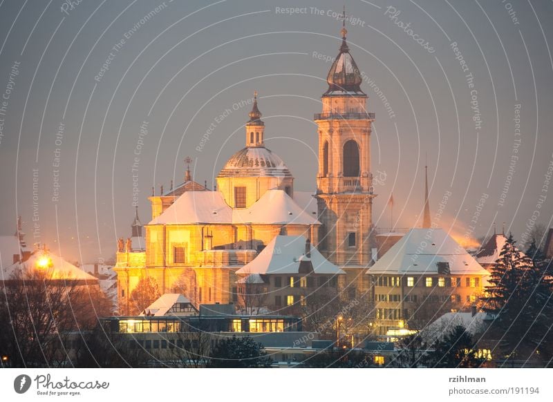 St. Ursenkathedrale, Solothurn Tourismus Sightseeing Winter Stadt Altstadt Kirche Dom historisch kalt Architektur Barock Barockstadt Barockstil Bischofssitz