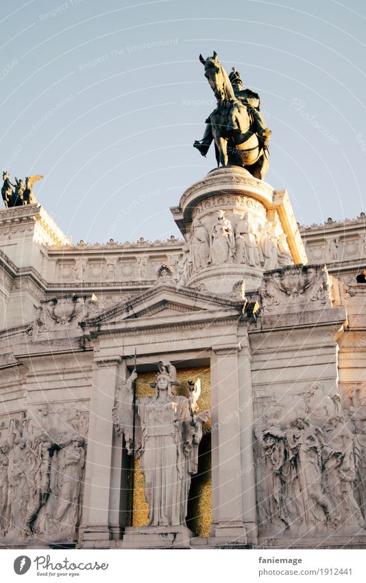 Roma II Kunst Museum Architektur Kultur Stadt Hauptstadt Stadtzentrum Bauwerk Gebäude Sehenswürdigkeit Wahrzeichen Denkmal Ferien & Urlaub & Reisen Italien