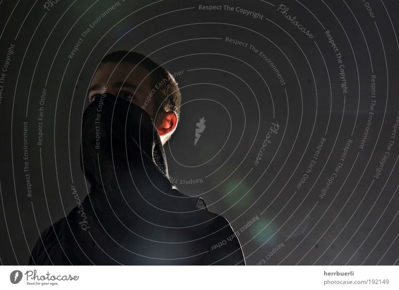 Terrorist Mensch maskulin Junger Mann Jugendliche Erwachsene Kopf Haare & Frisuren Gesicht Auge Ohr 1 18-30 Jahre stehen Dieb verdeckt Maske Banküberfall