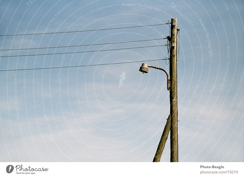 Festbeleuchtung Strommast Telefonmast Straßenbeleuchtung Laterne Lampe Draht Zingst Elektrisches Gerät Technik & Technologie