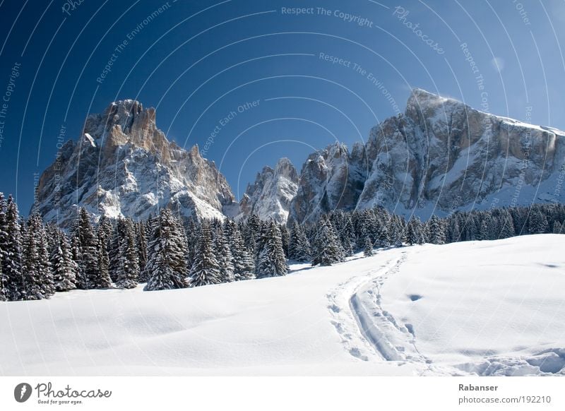 Langkofel im Winter Ferien & Urlaub & Reisen Tourismus Ausflug Ferne Freiheit Sightseeing Schnee Winterurlaub Berge u. Gebirge wandern Natur Landschaft Klima