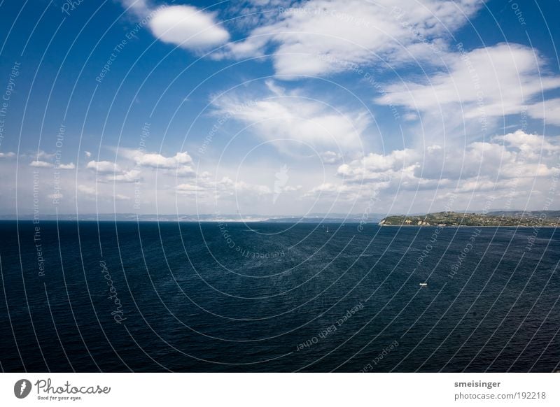 meer Ferien & Urlaub & Reisen Tourismus Ausflug Sommerurlaub Meer Umwelt Urelemente Luft Wasser Himmel Wolken Wind Wellen Küste Mittelmeer frei Unendlichkeit