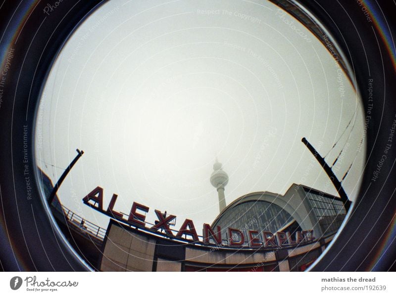 ALEXANDERPLATZ Himmel Wolken Winter schlechtes Wetter Stadt Hauptstadt Stadtzentrum Fußgängerzone Skyline Bauwerk Gebäude Architektur Sehenswürdigkeit