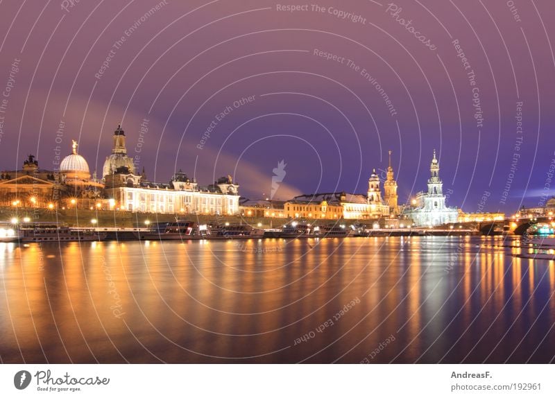 Dresden Winter Eis Frost Fluss Elbe Stadt Hauptstadt Stadtzentrum Altstadt Skyline Kirche Dom Burg oder Schloss Bauwerk Gebäude Architektur Sehenswürdigkeit